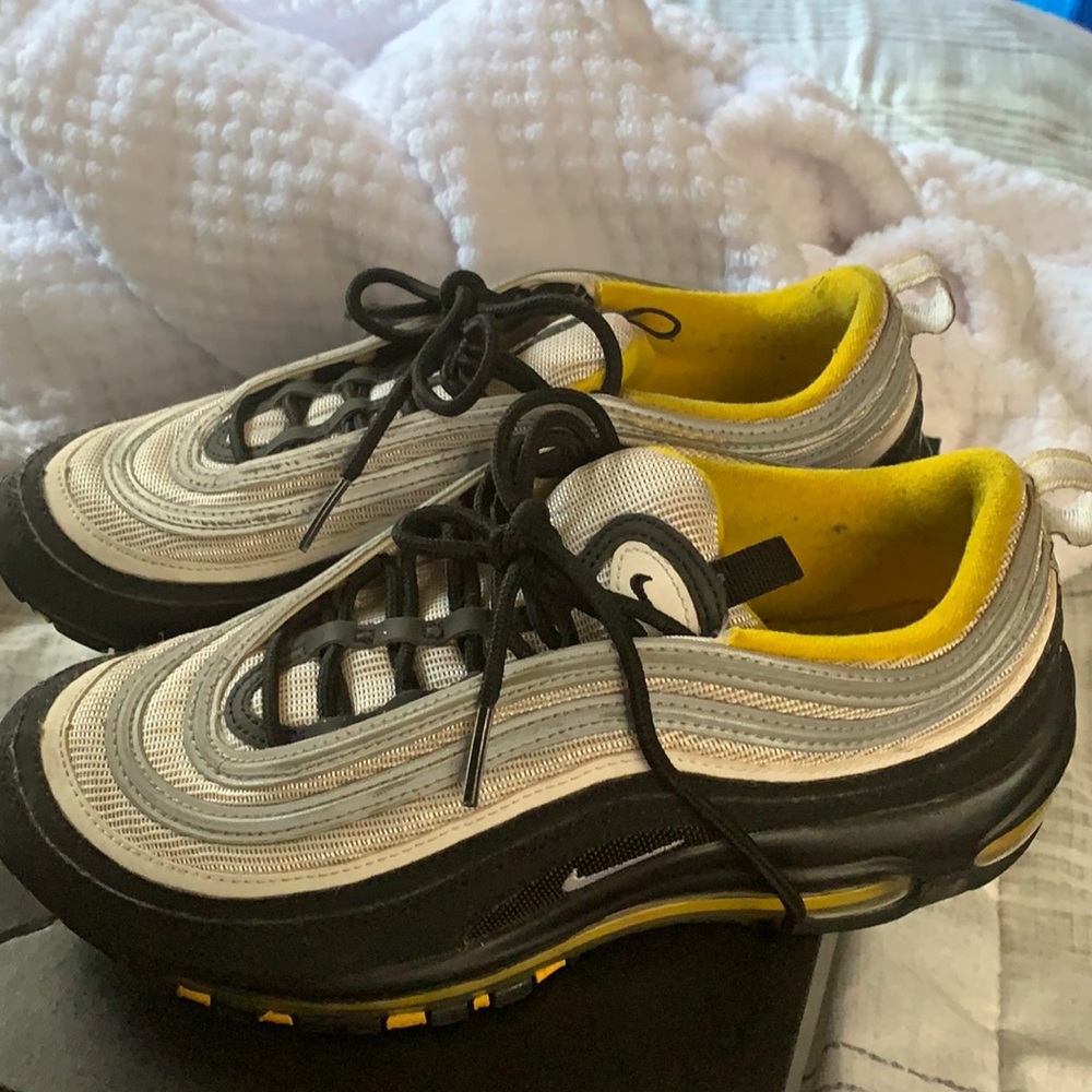 Air max sneakers